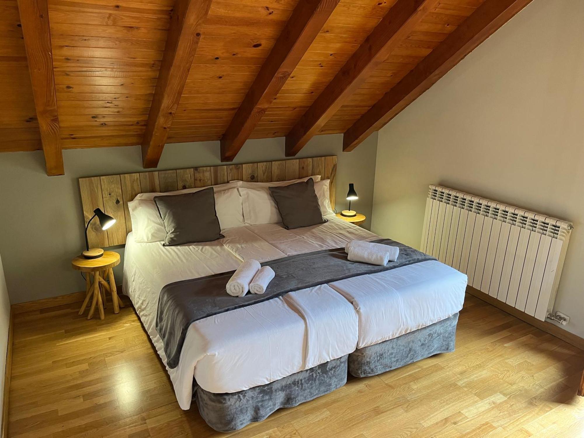 Hotel Els Encantats Espot Zewnętrze zdjęcie